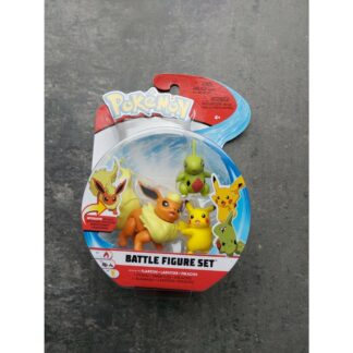 Pokémon Flareon Larvitar Nintendo Battle action figures